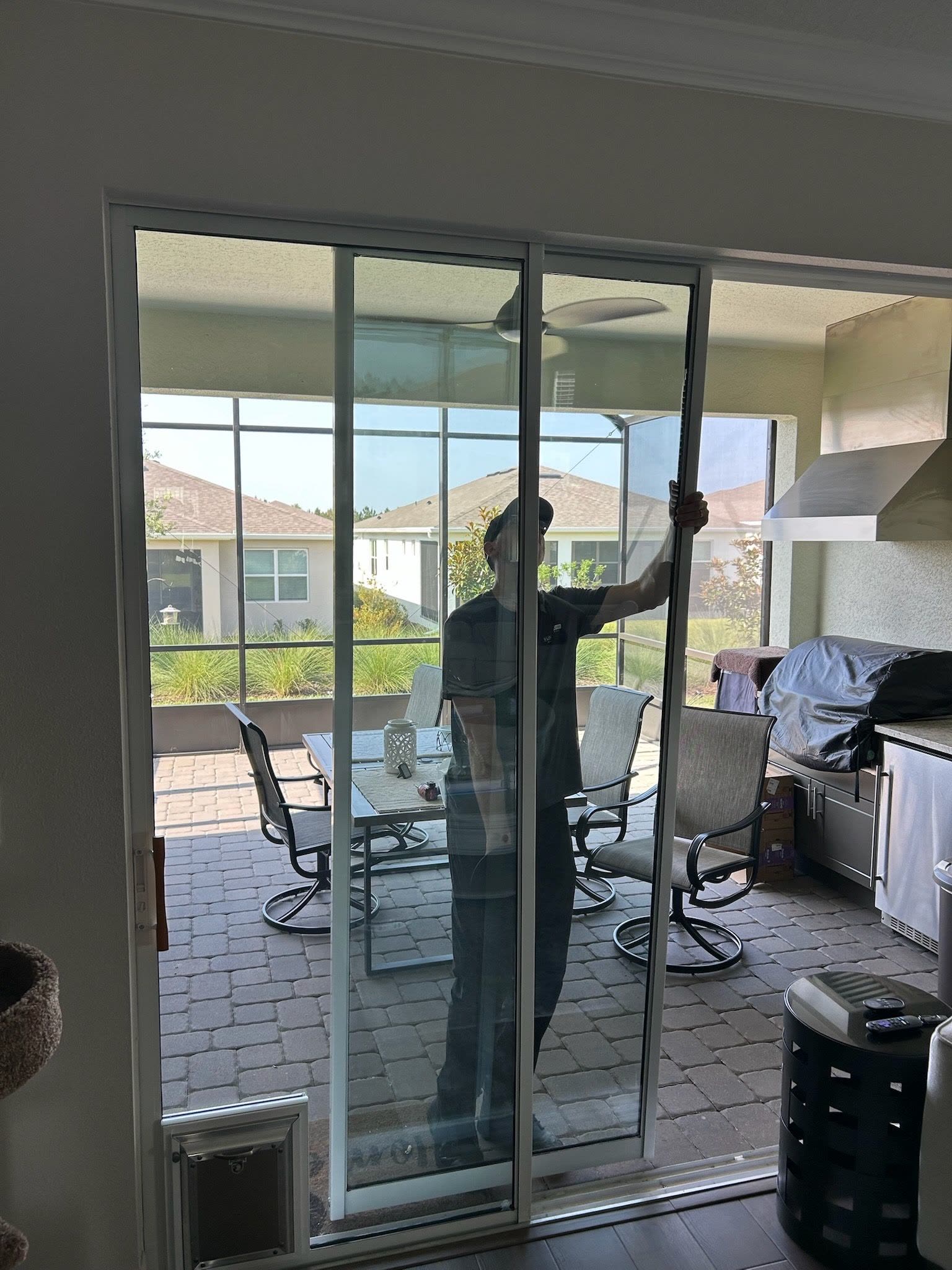 Who Fixes Sliding Glass Doors in Orlando Florida?